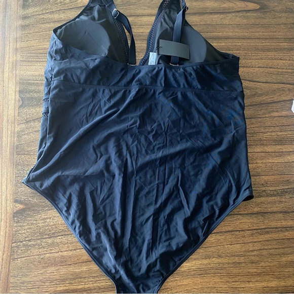 Daci Black V-Neck Lattice One Piece Swimsuit Women’s 28W Plus Size NWT - Picture 4 of 8